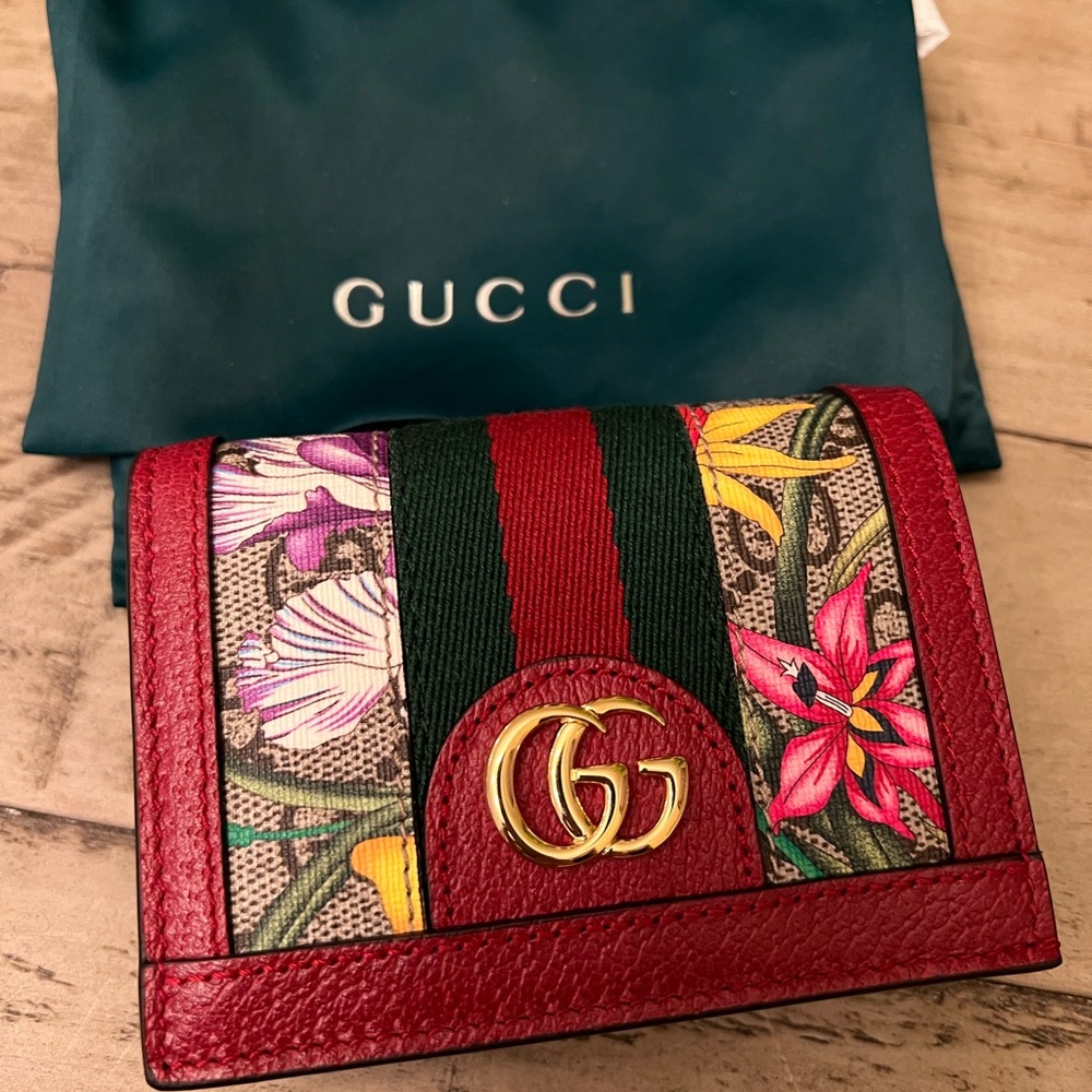 Gucci wallet
